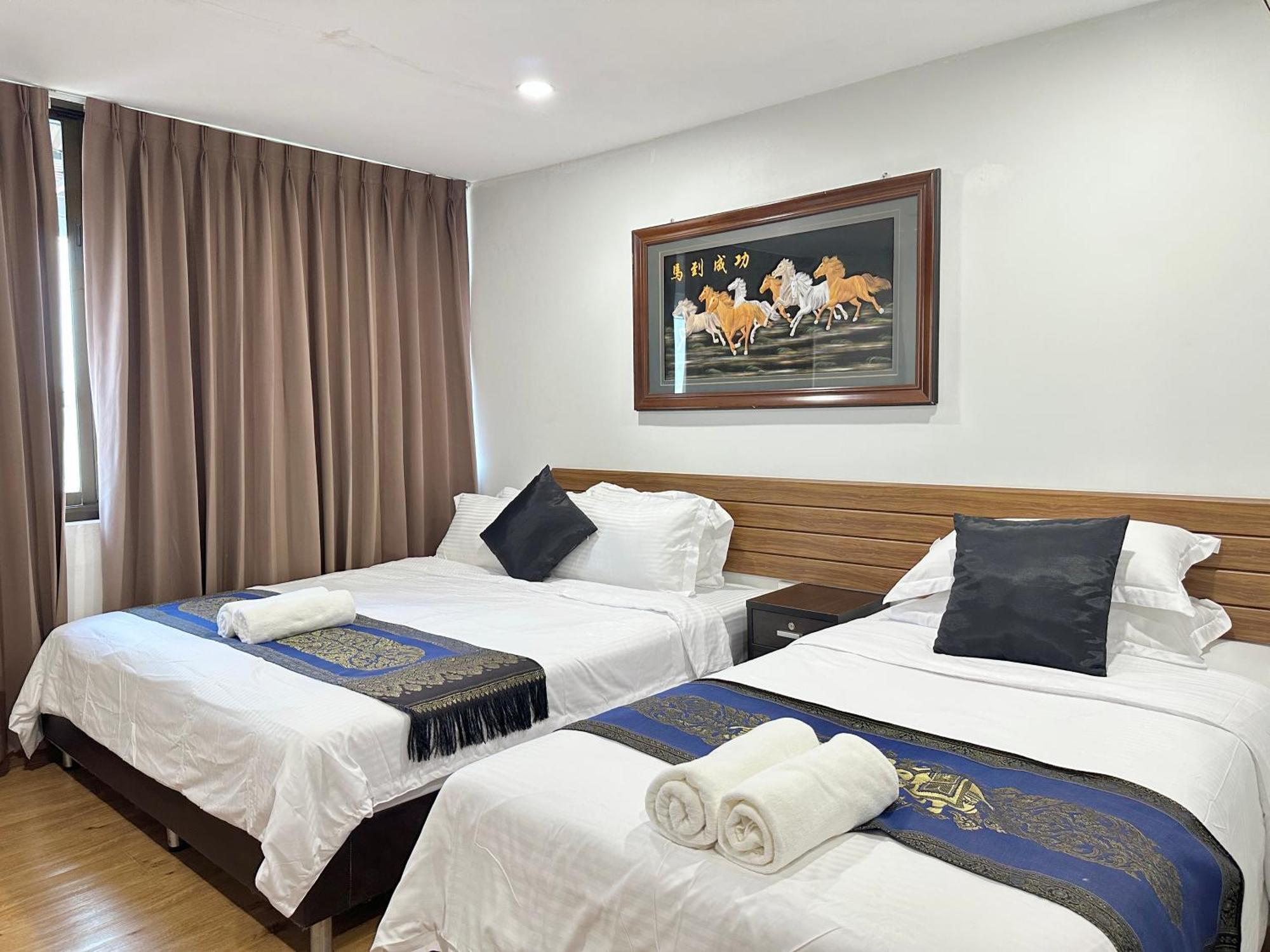 Longzhu Guesthouse Бангкок Екстер'єр фото